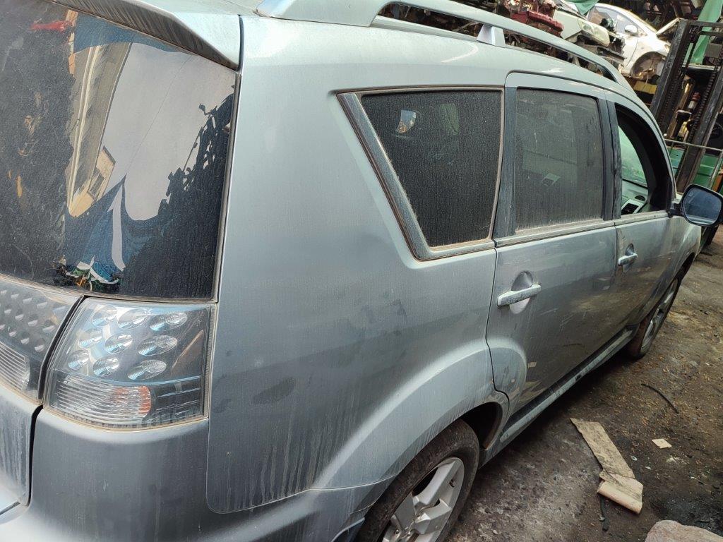  Mitsubishi OUTLANDER 2009    EN DESARME